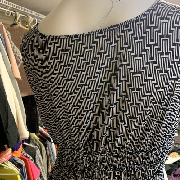 Max studio top - Picture 4 of 5